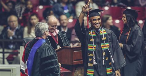 jalen hurts graduated from.